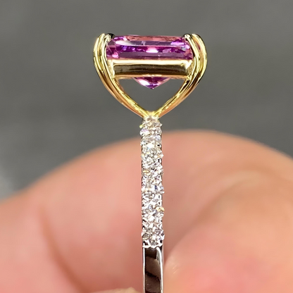 Stunning 3.2 Ctw IGI Unheated Pink Purple Sapphire & E VVS Diamond 18K Two Tone Gold Ring Radiant Solitaire Engagement Ring For Love