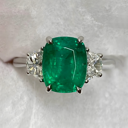 Stunning IGI 4.2 Ctw Zambian Emerald & E VVS Diamond 18k White Gold Ring Cushion Half Moon Three Stone Elongated Natural Simple