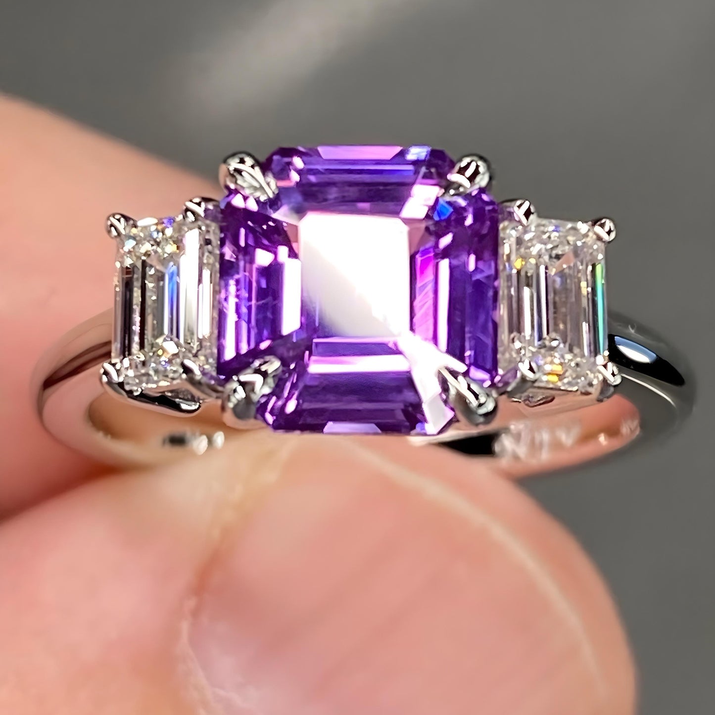 Exceptional IGI Unheated 3.5 Ctw Vivid Purple Sapphire & VVS Diamond 18k White Gold Ring Asscher Cut