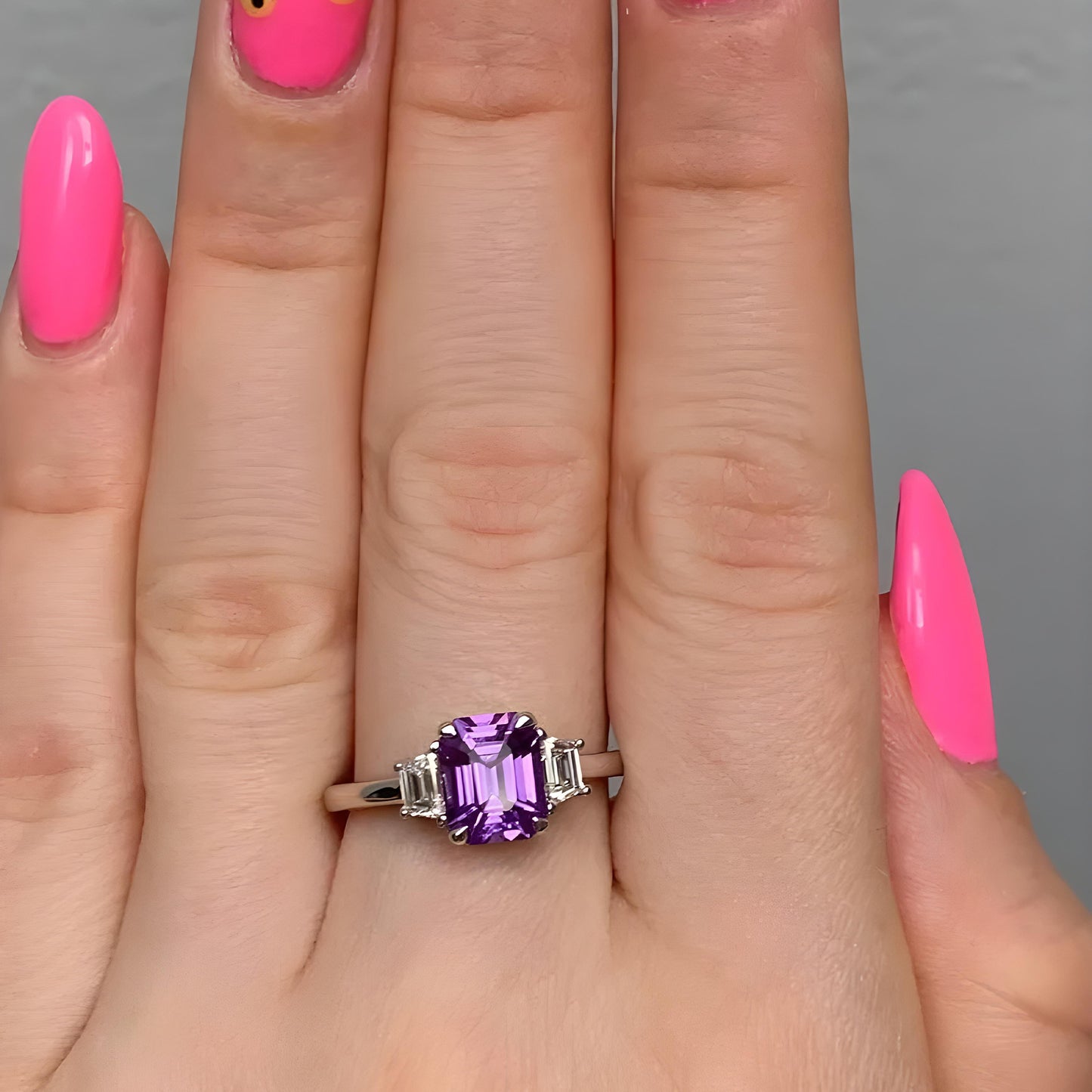 Exceptional IGI Unheated 3.5 Ctw Vivid Purple Sapphire & VVS Diamond 18k White Gold Ring Asscher Cut