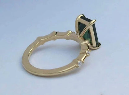 Rīḥān Teal Sapphire Gold-Plated Ring