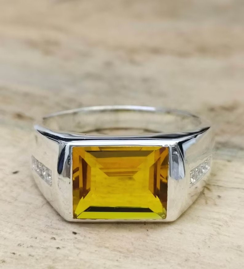 Natural Yellow Sapphire 6.25 carat ring, 925 Sterling Silver, Handmade ring for Men And Women Christmas Gift.