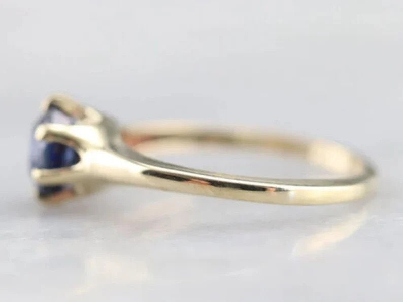 Natural Blue Sapphire 5.25 Carat ring, 925 Sterling Silver, Handmade ring For Men And Women, Christmas Gift