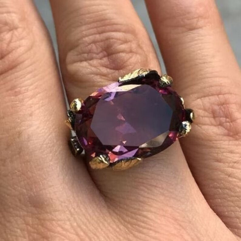 Najm Alexandrite Gemstone Ring