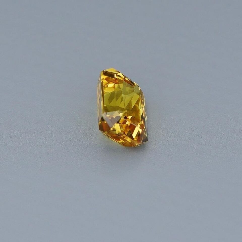 IGI Certified Earth Mined Natural Unheated Madagascar Real Yellow Sapphire Loose Gemstone