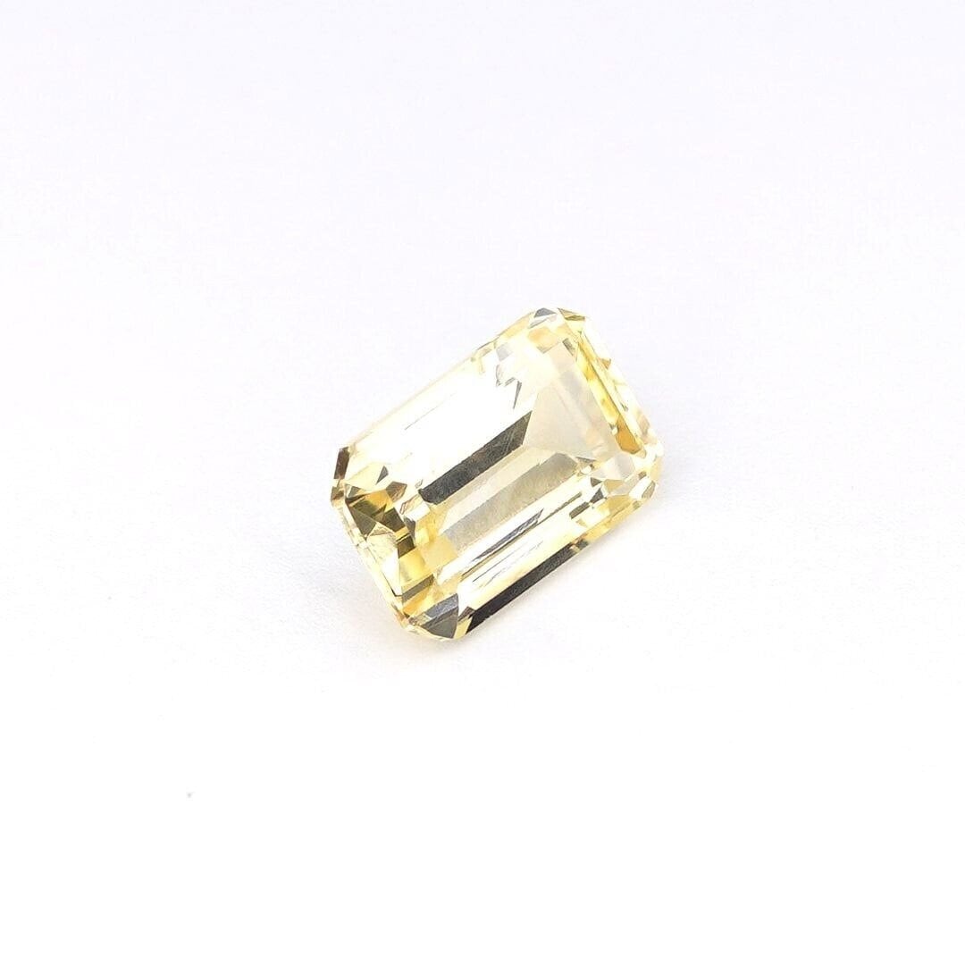 IGI Certified Natural Earth Mined Ceylon 3ct Yellow Sapphire Loose Gemstone For Ring Pendant