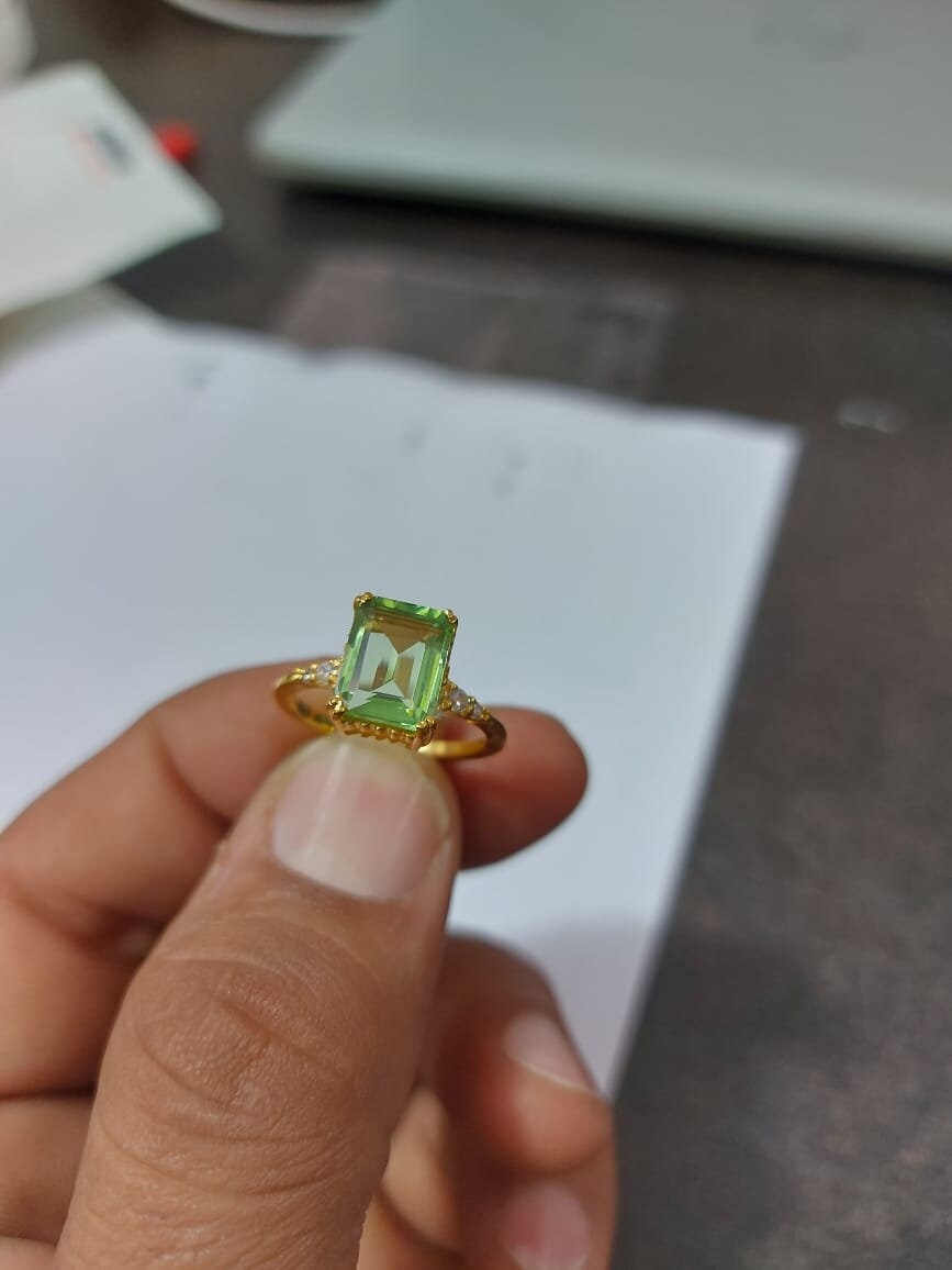 18k Yellow Gold Natural 5.25 Ct Natural Peridot Ring Anniversary Gift Wedding Gift For Love