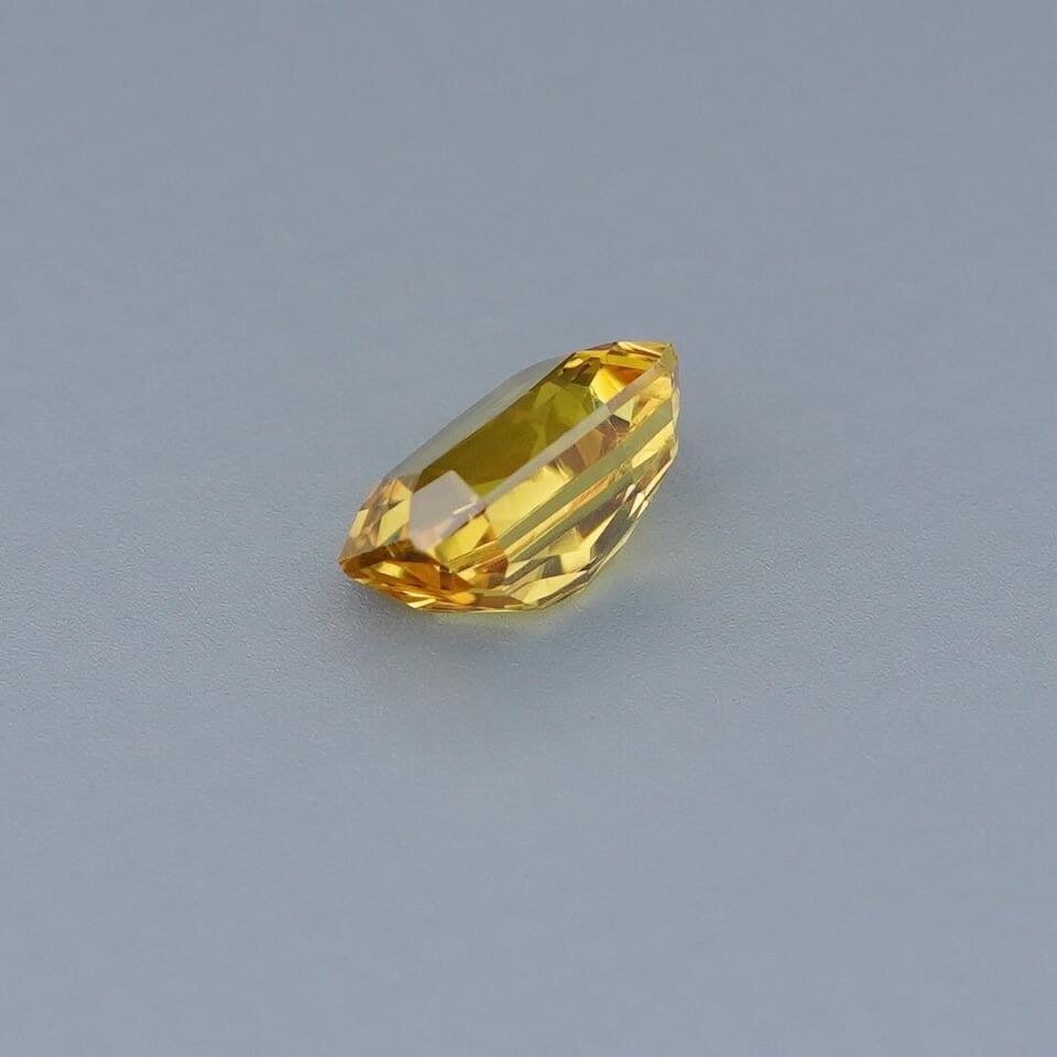 IGI Certified Earth Mined Natural Unheated Madagascar Real Yellow Sapphire Loose Gemstone