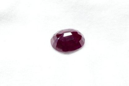 IGI Certified 5.55 carat Ruby Gemstone, Loose Natural Certified Ruby Anniversary Gift