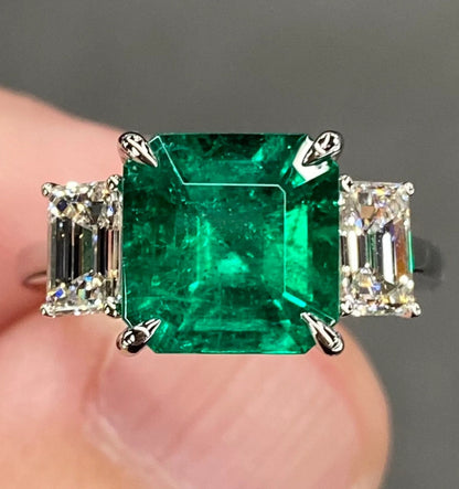 Exceptional IGI 4.3 Ctw Top Green Colombian Emerald & Moissanite 18k White Gold Ring Vivid Three Stone Engagement Cocktail Ring