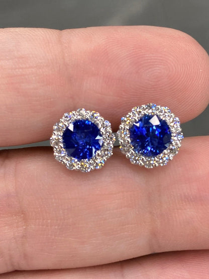 Exceptional IGI Natural 3.6 Ctw Vivid Blue Ceylon Sapphire & VVS Diamond Round Earrings 18K White Gold Halo Stud Cluster