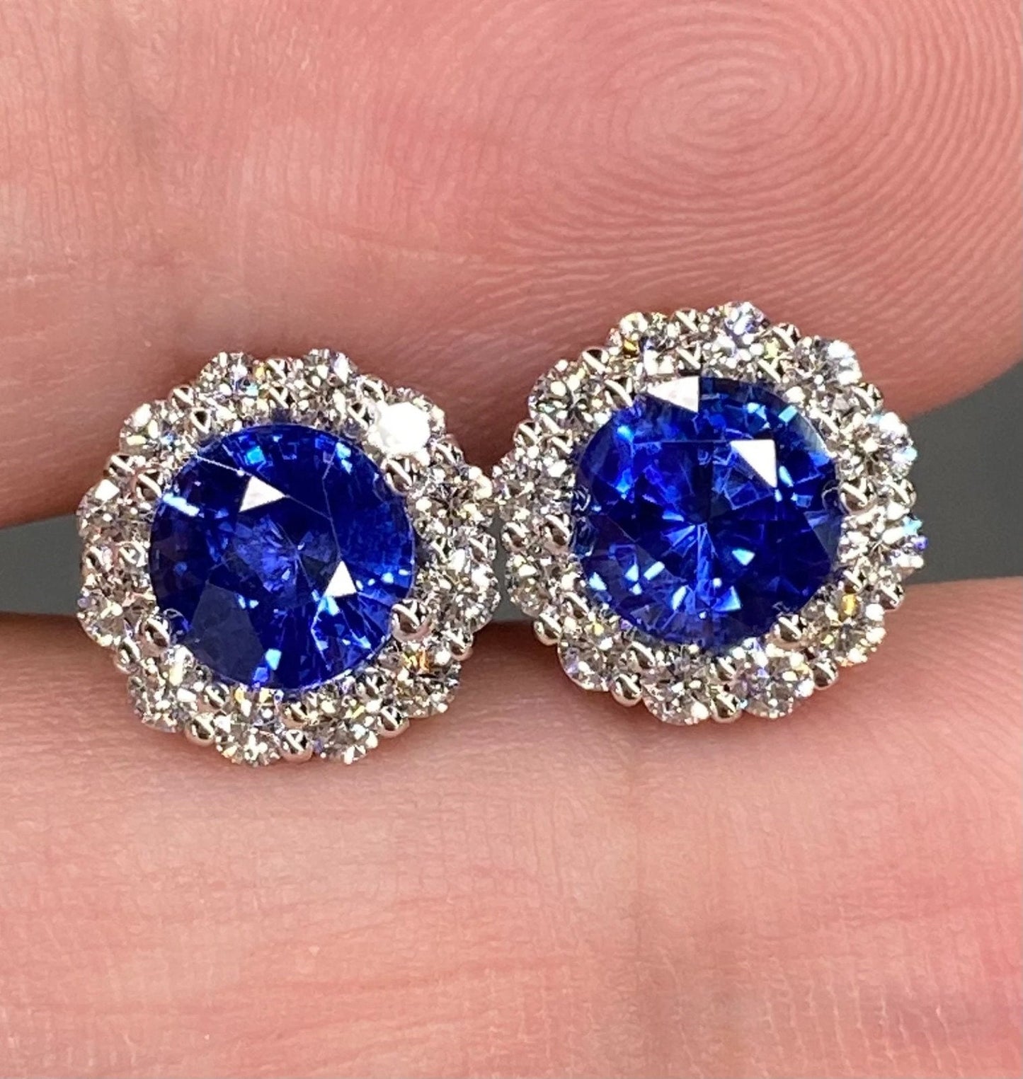 Exceptional IGI Natural 3.6 Ctw Vivid Blue Ceylon Sapphire & VVS Diamond Round Earrings 18K White Gold Halo Stud Cluster