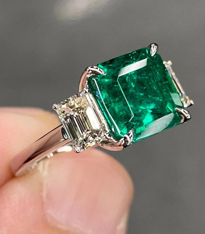 Exceptional IGI 4.3 Ctw Top Green Colombian Emerald & Moissanite 18k White Gold Ring Vivid Three Stone Engagement Cocktail Ring